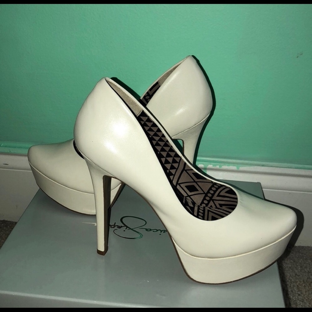 Jessica Simpson Pumps